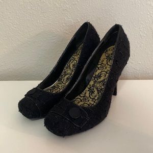 Black tweed White House black market heels 7.5
